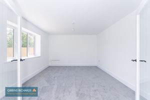 Sitting Room- click for photo gallery